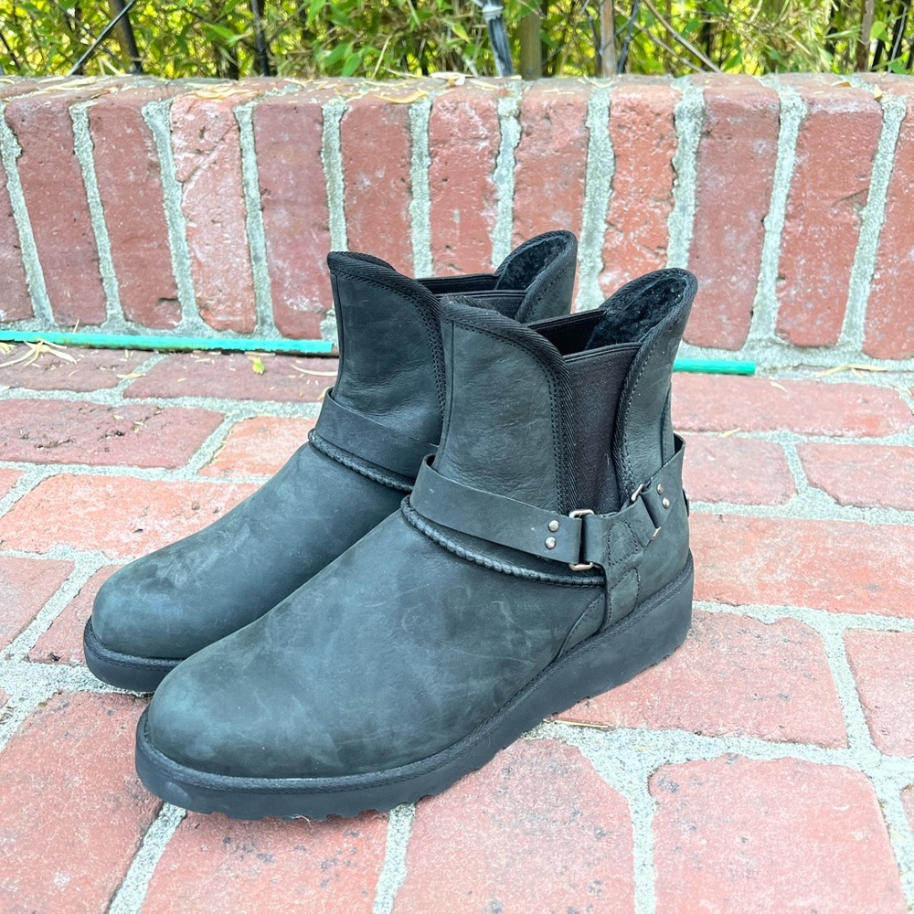 UGG booties 10 - Picture 3 of 7